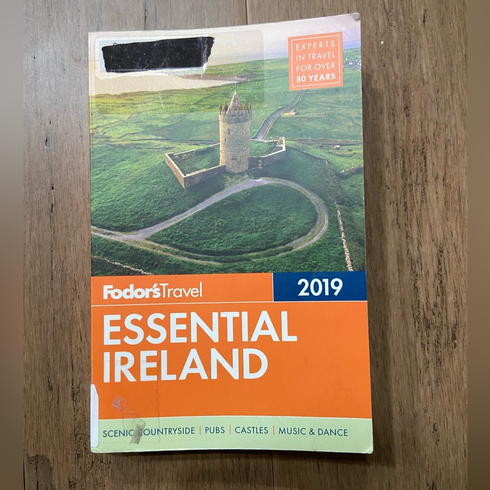 Fodor’s Essential Ireland 2019 with pullout map (bought at secondhand bookstore)